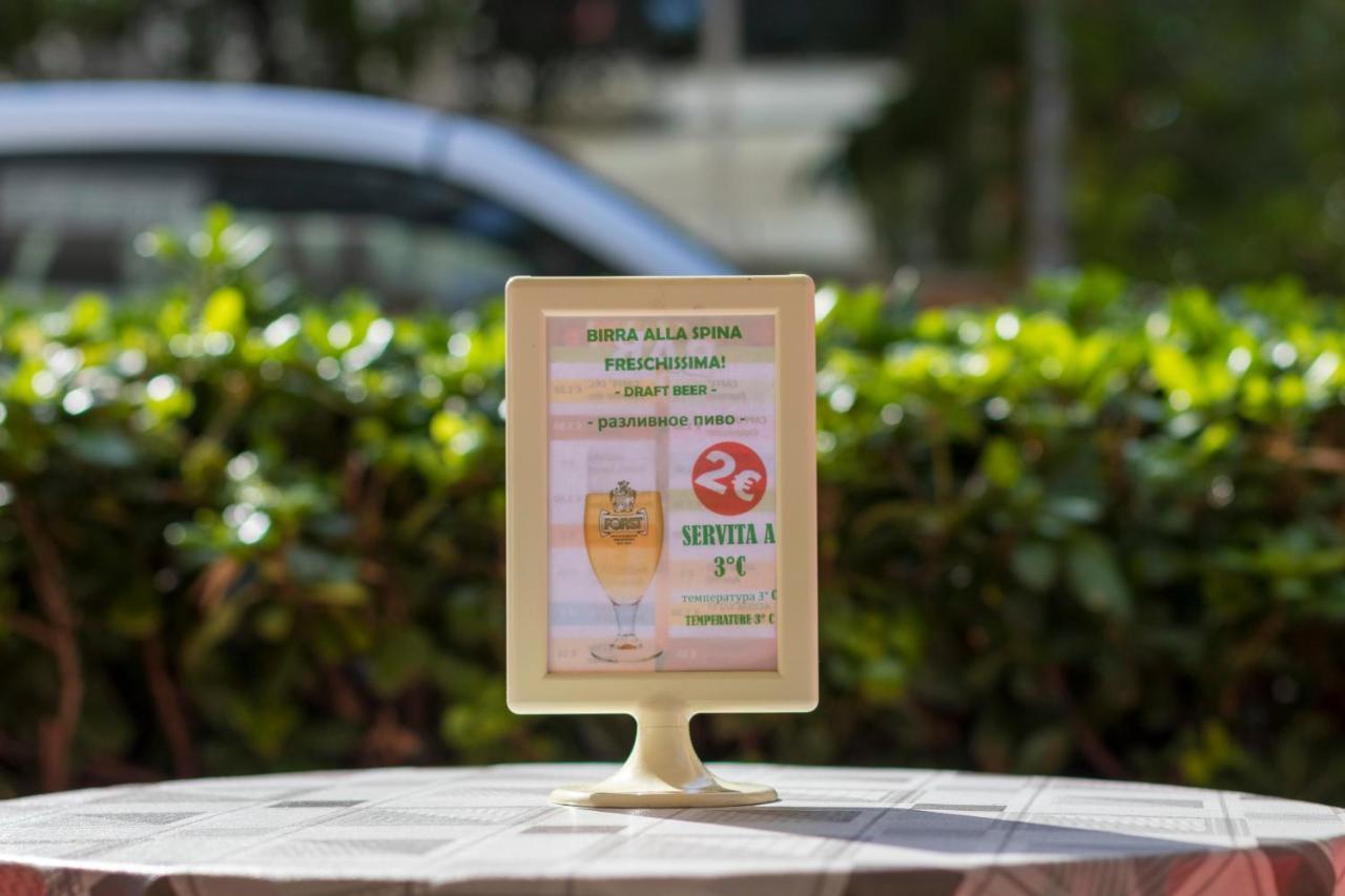 Hotel Ausonia B&B Rimini Dış mekan fotoğraf