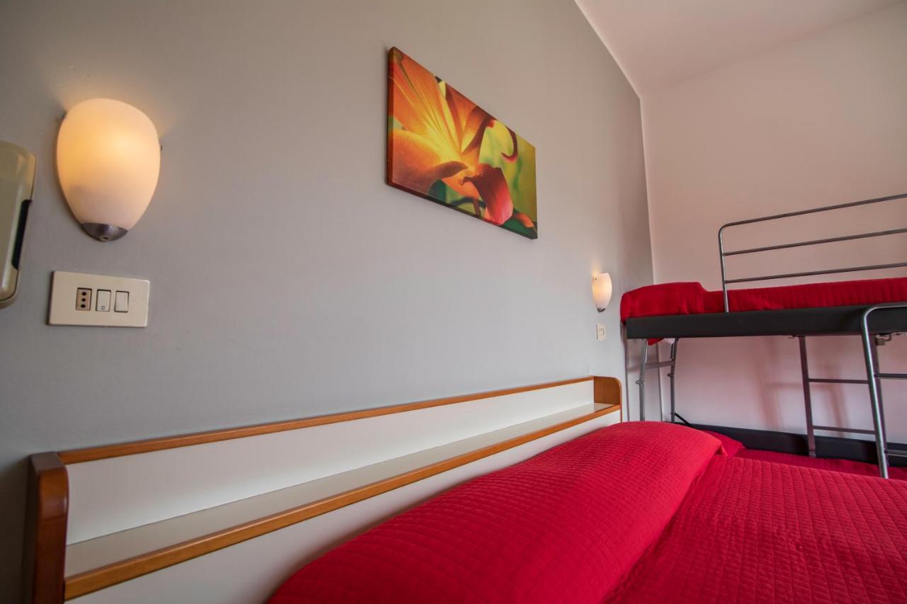 Hotel Ausonia B&B Rimini Dış mekan fotoğraf