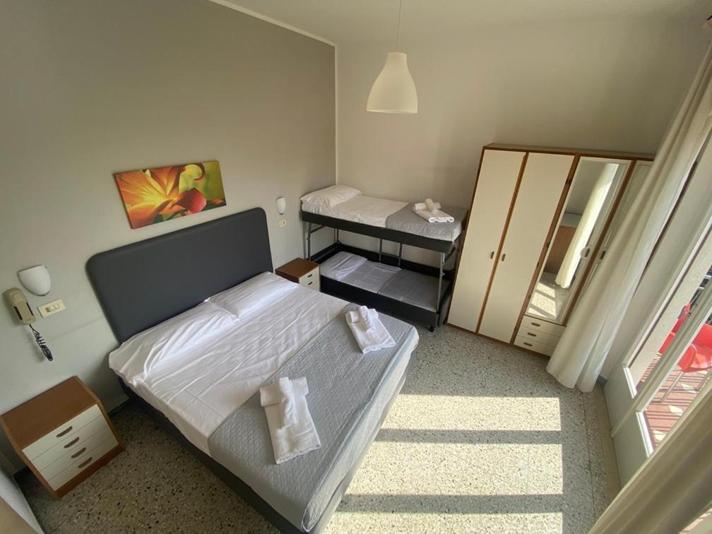 Hotel Ausonia B&B Rimini Dış mekan fotoğraf