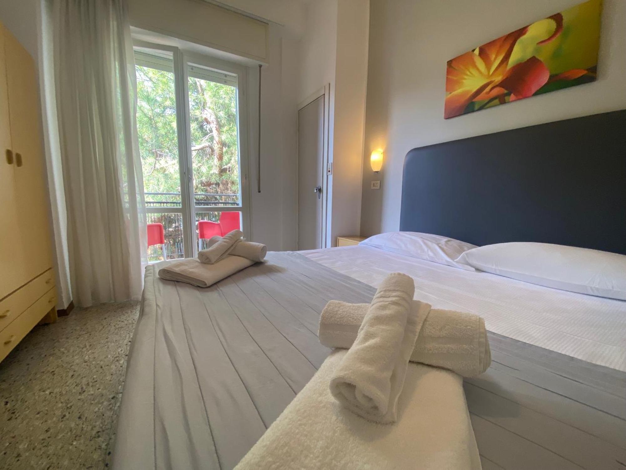Hotel Ausonia B&B Rimini Dış mekan fotoğraf