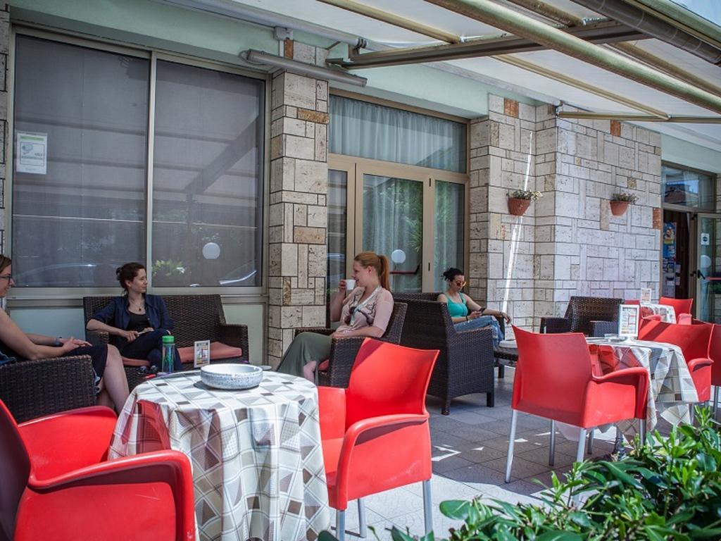 Hotel Ausonia B&B Rimini Dış mekan fotoğraf