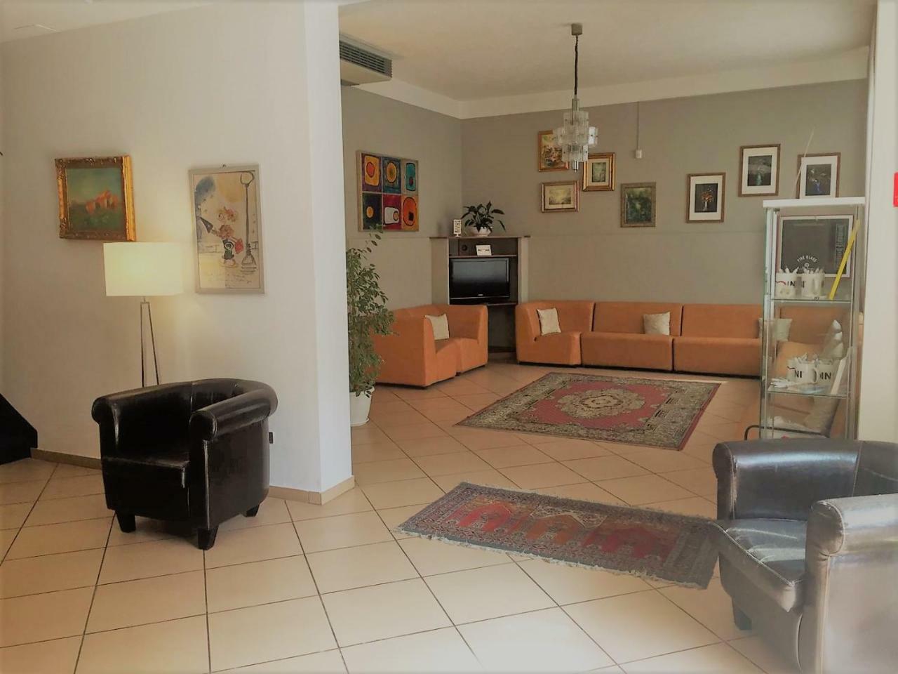 Hotel Ausonia B&B Rimini Dış mekan fotoğraf